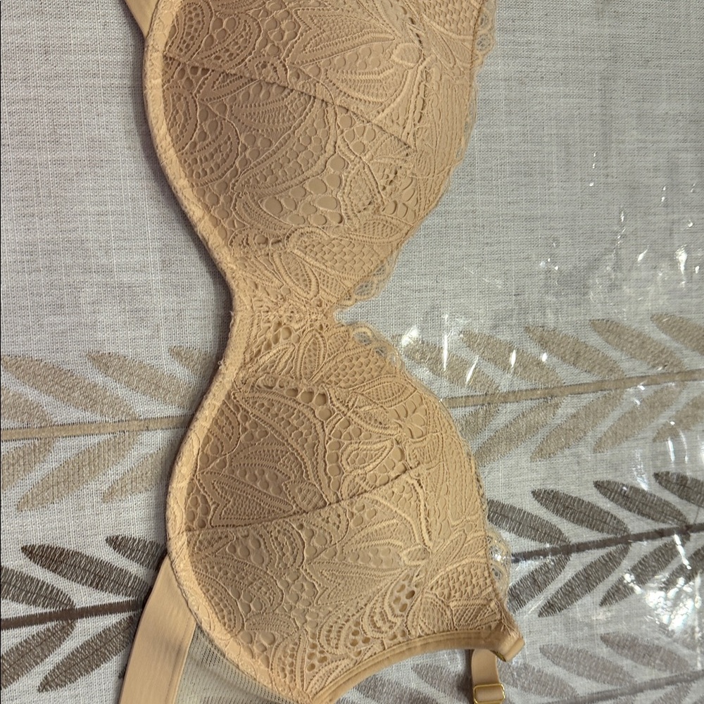 Lively Lace Bra in Cream